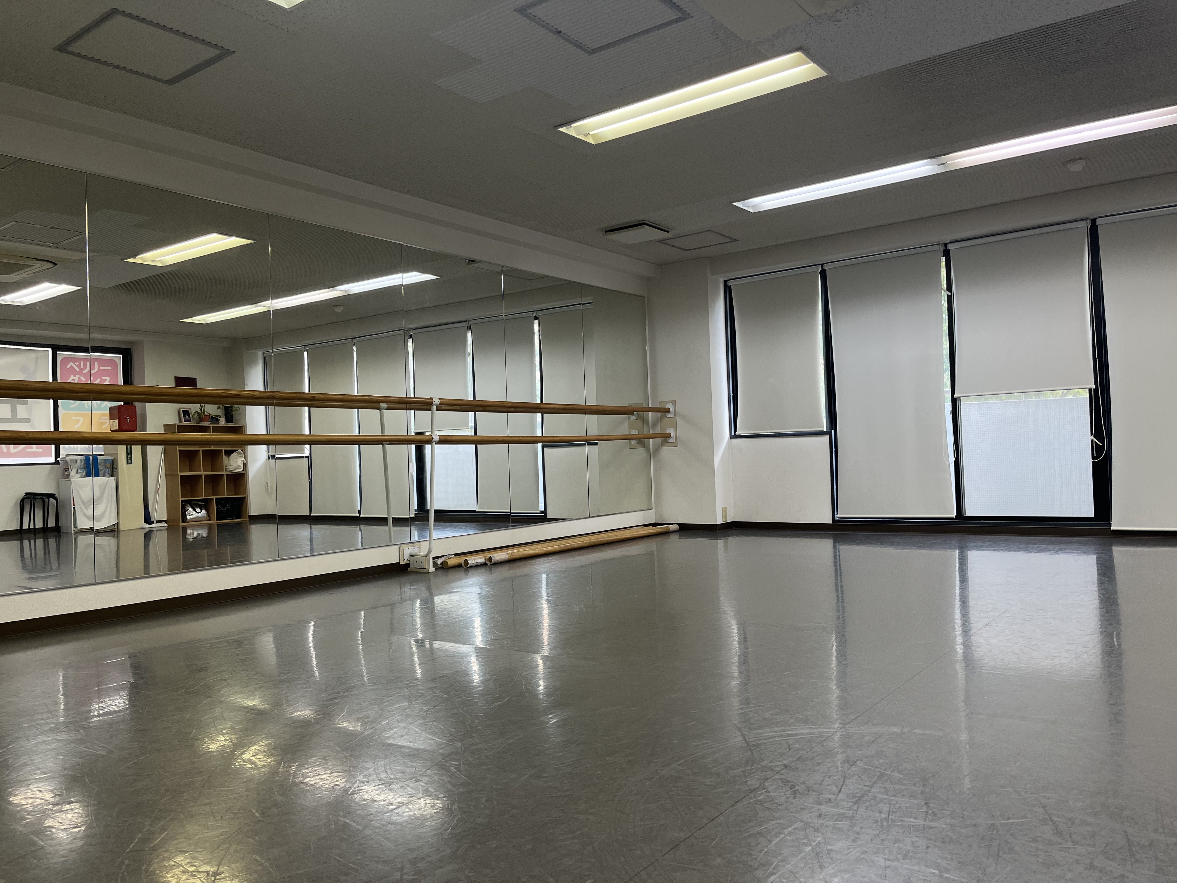 木曜日会場 内観